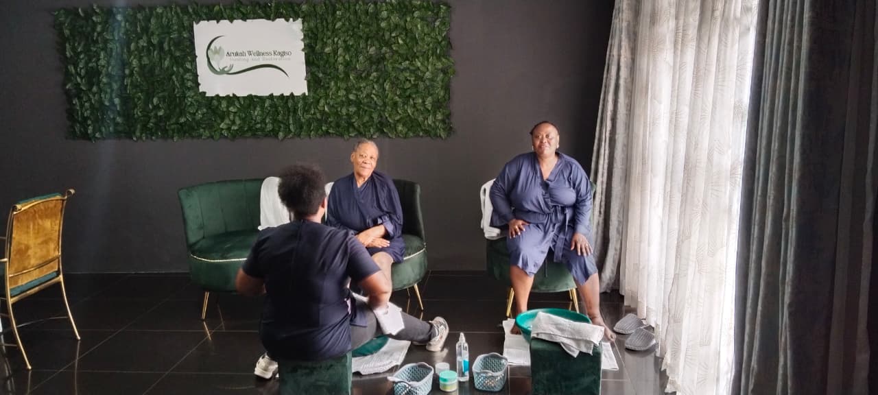 Beautiful nail art designs at Arukah Wellness